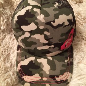 ROXY Camo Snap back Trucker Hat